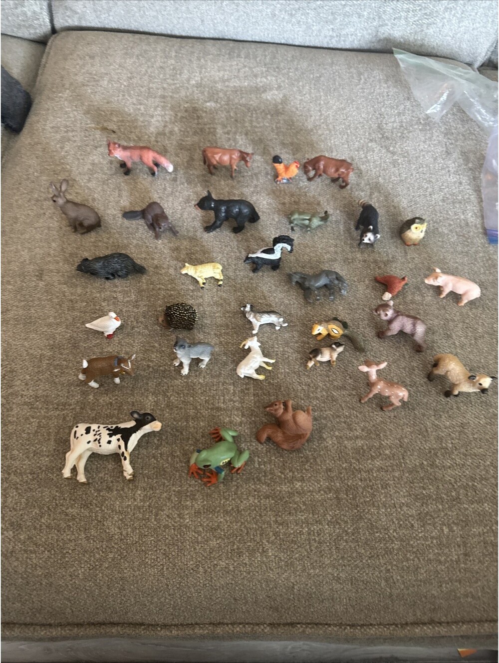 A Lot Of 30 Animal Figurines